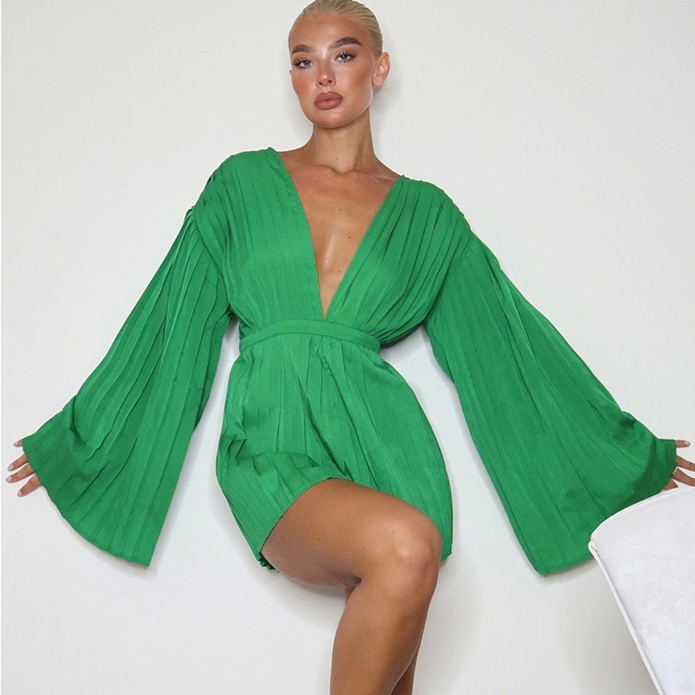 Pretty Little Thing Green Plunge Pleated Romper